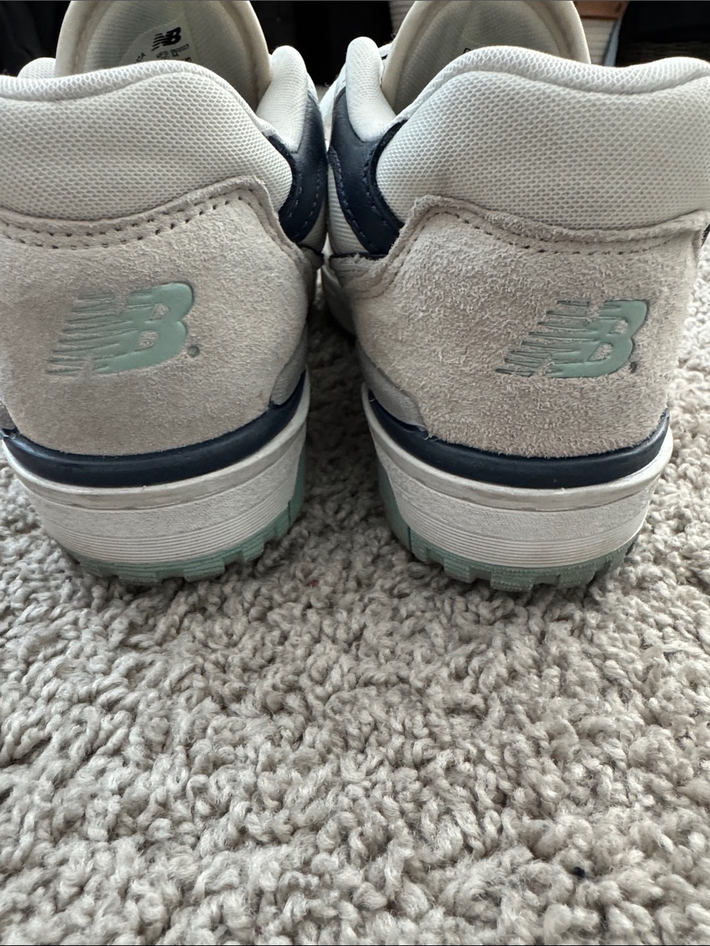 New Balance 550 Sneakers with Light Blue and Navy Accents - Picture 3 of 10